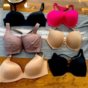 Lot of TEN Victoria’s Secret bras!!
